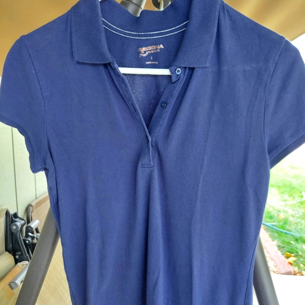 Shirt- T